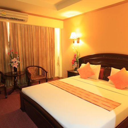 Winstar Hotel Хат'яй Екстер'єр фото
